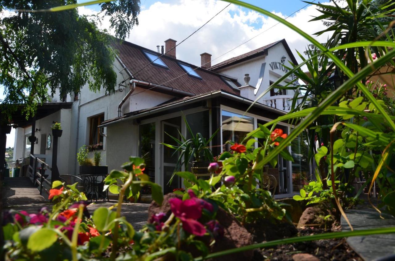 Hotel Viktoria Balatonalmádi Exterior foto